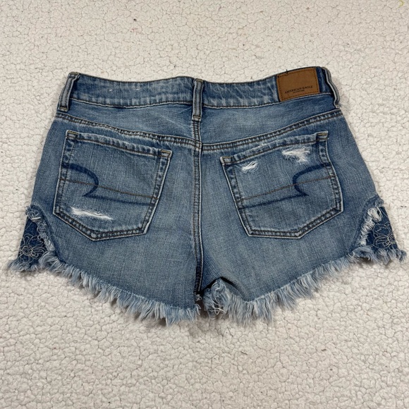 American Eagle Woman's 2 Jean Shorts Tom Girl Shortie Raw Hem Floral Distressed - Picture 3 of 6